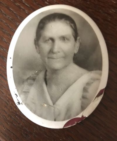 Carlentini-Omaha-Association-USA—Inc——Sheri-Kanger-s-great-great-grandmother.jpg